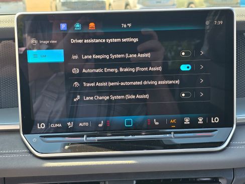 New 2026 Volkswagen Tiguan SE R-Line AWD/4WD image 17