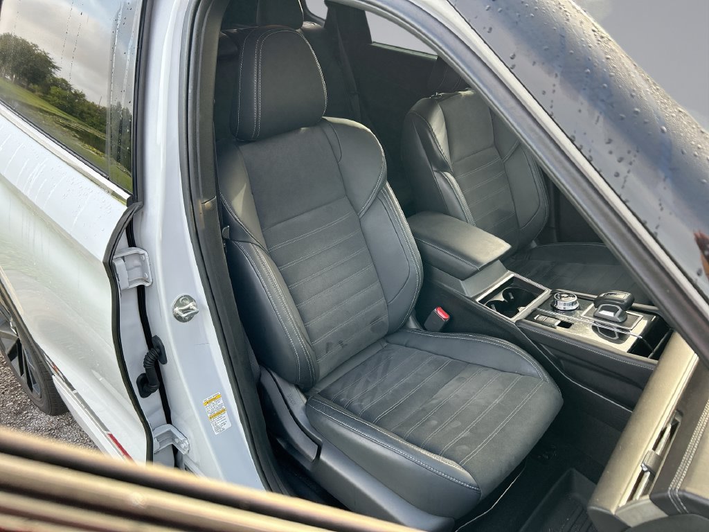 Used 2023 Mitsubishi Outlander SE AWD/4WD image 32
