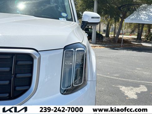 Certified 2023 Kia Telluride S image 9