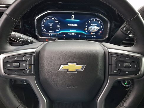 Used 2025 Chevrolet Silverado 1500 LT AWD/4WD image 20