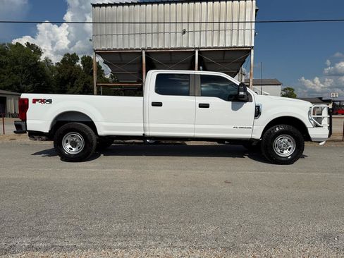 Used 2022 Ford F350 XL w/ Power Equipment Group AWD/4WD image 7