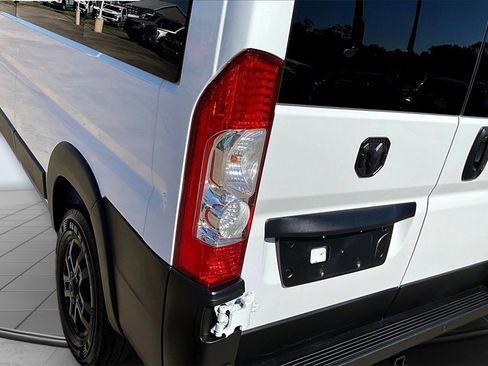 Used 2024 RAM ProMaster 2500 w/ Swivel Seat Group image 29