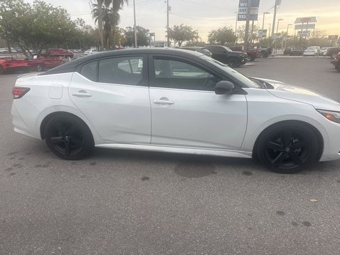 Used 2023 Nissan Sentra SR w/ Midnight Edition Package image 2