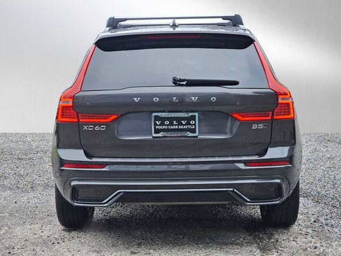 Certified 2025 Volvo XC60 B5 Plus w/ Protection Package Premier image 4