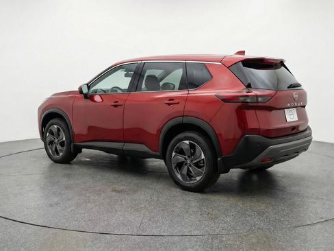 Used 2025 Nissan Rogue SV AWD/4WD image 6