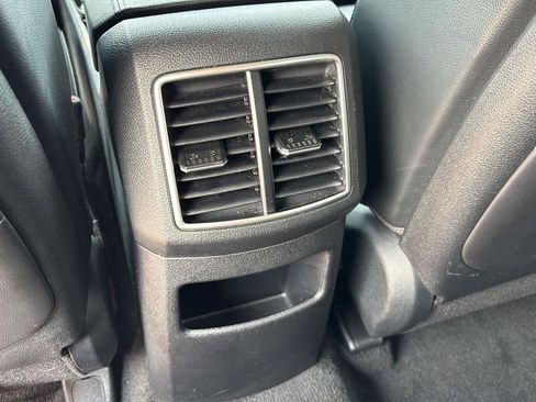Used 2024 Kia Sportage EX AWD/4WD image 13