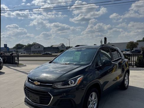 Used 2018 Chevrolet Trax LT w/ Driver Confidence Package image 5