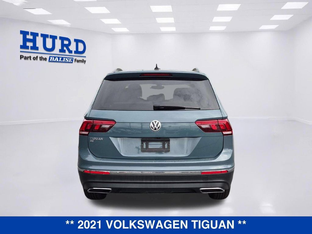 Used 2021 Volkswagen Tiguan SE FWD image 4