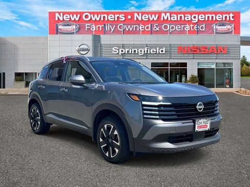 Used 2025 Nissan Kicks SV w/ SV Premium Package AWD/4WD image 1