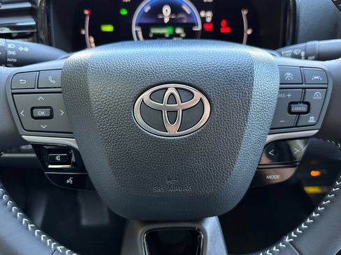 New 2026 Toyota Camry SE FWD image 27