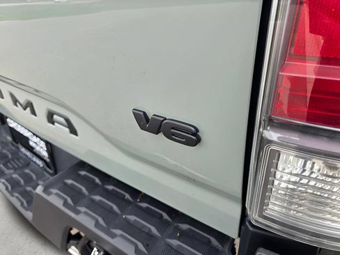 Used 2023 Toyota Tacoma TRD Off-Road AWD/4WD image 29