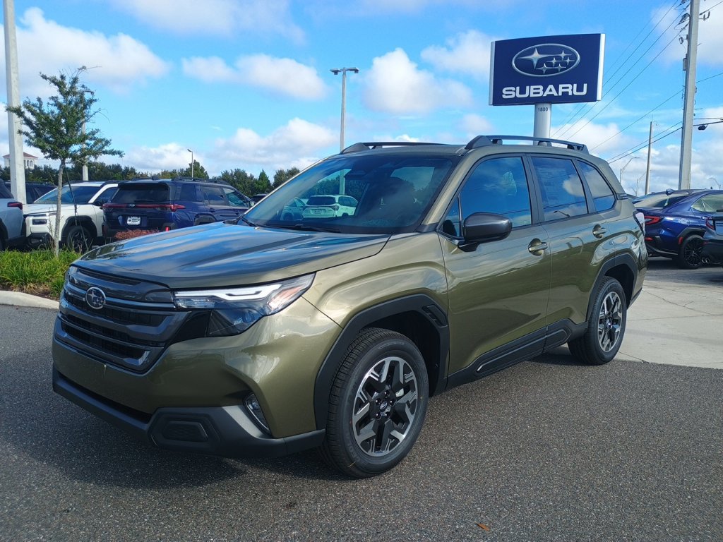 New 2026 Subaru Forester Premium AWD/4WD image 1