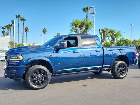 Used 2024 RAM 2500 Limited image 32