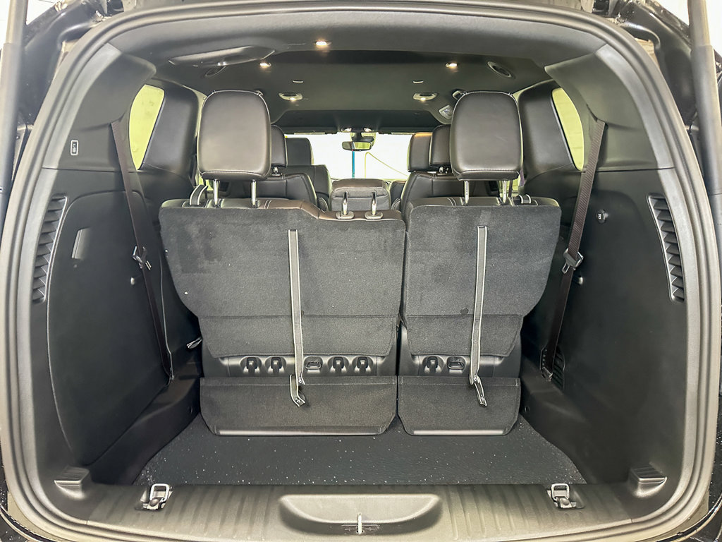 New 2027 Chrysler Pacifica Select AWD/4WD image 13