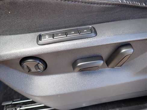 Used 2019 Volkswagen Tiguan S AWD/4WD image 12