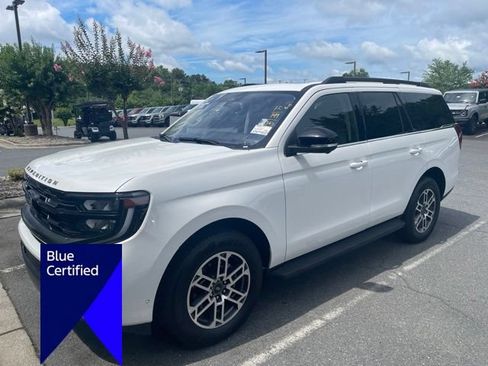 Certified 2025 Ford Expedition Active RWD image 1