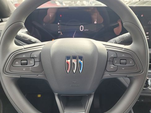 New 2026 Buick Envista Preferred image 17