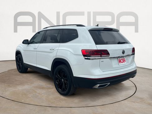Used 2023 Volkswagen Atlas SE w/ Black Wheel Package image 8