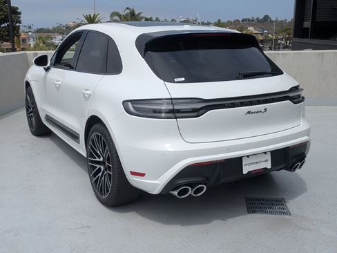 New 2025 Porsche Macan S image 3