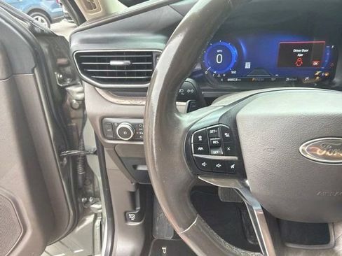 Used 2020 Ford Explorer Platinum w/ Premium Technology Package AWD/4WD image 17