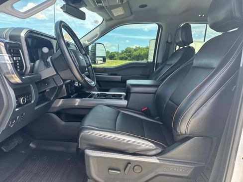 Used 2025 Ford F350 Lariat w/ Lariat Ultimate Package AWD/4WD image 2