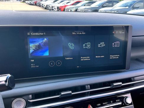 Certified 2025 Hyundai Santa Cruz SE image 30