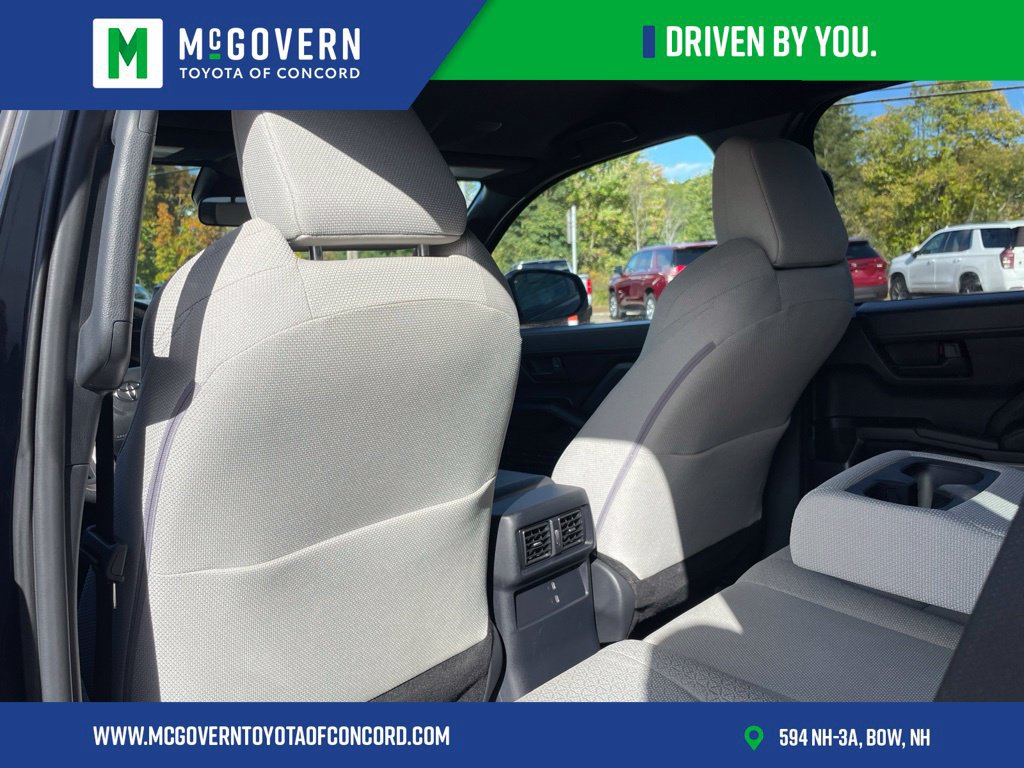 Used 2026 Toyota 4Runner SR5 AWD/4WD image 17