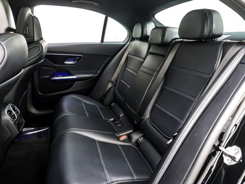 Used 2023 Mercedes-Benz C 300 Sedan image 9