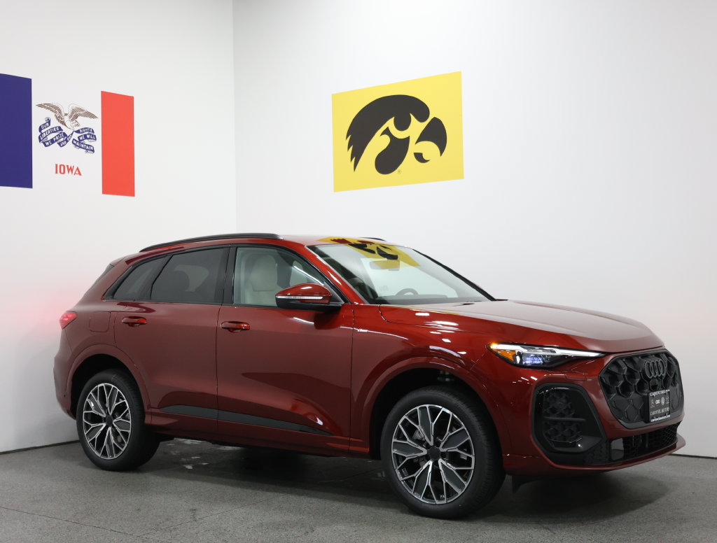 New 2026 Audi Q5 Premium Plus AWD/4WD image 1