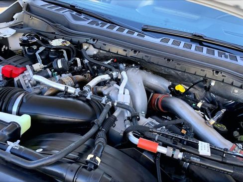 Used 2024 Ford F250 Lariat w/ Lariat Ultimate Package image 28