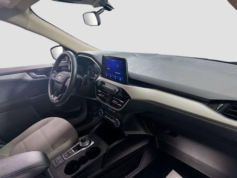 Used 2020 Ford Escape SE image 27