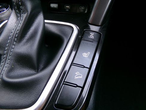 Used 2024 Kia Seltos EX image 29