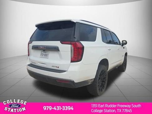Used 2023 GMC Yukon AT4 AWD/4WD image 4