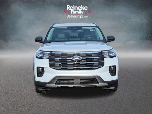 New 2026 Ford Explorer Active w/ Active Comfort Package image 2