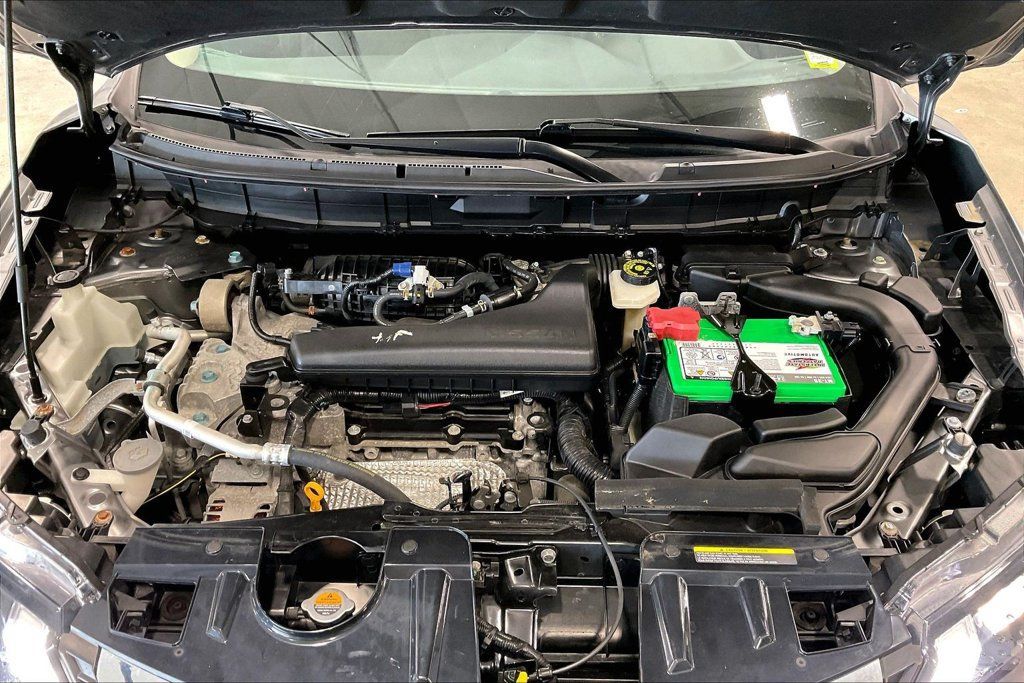 Used 2019 Nissan Rogue SV AWD/4WD image 30