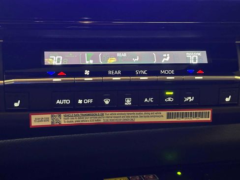 Certified 2026 Toyota Sienna XLE Woodland Edition AWD/4WD image 15