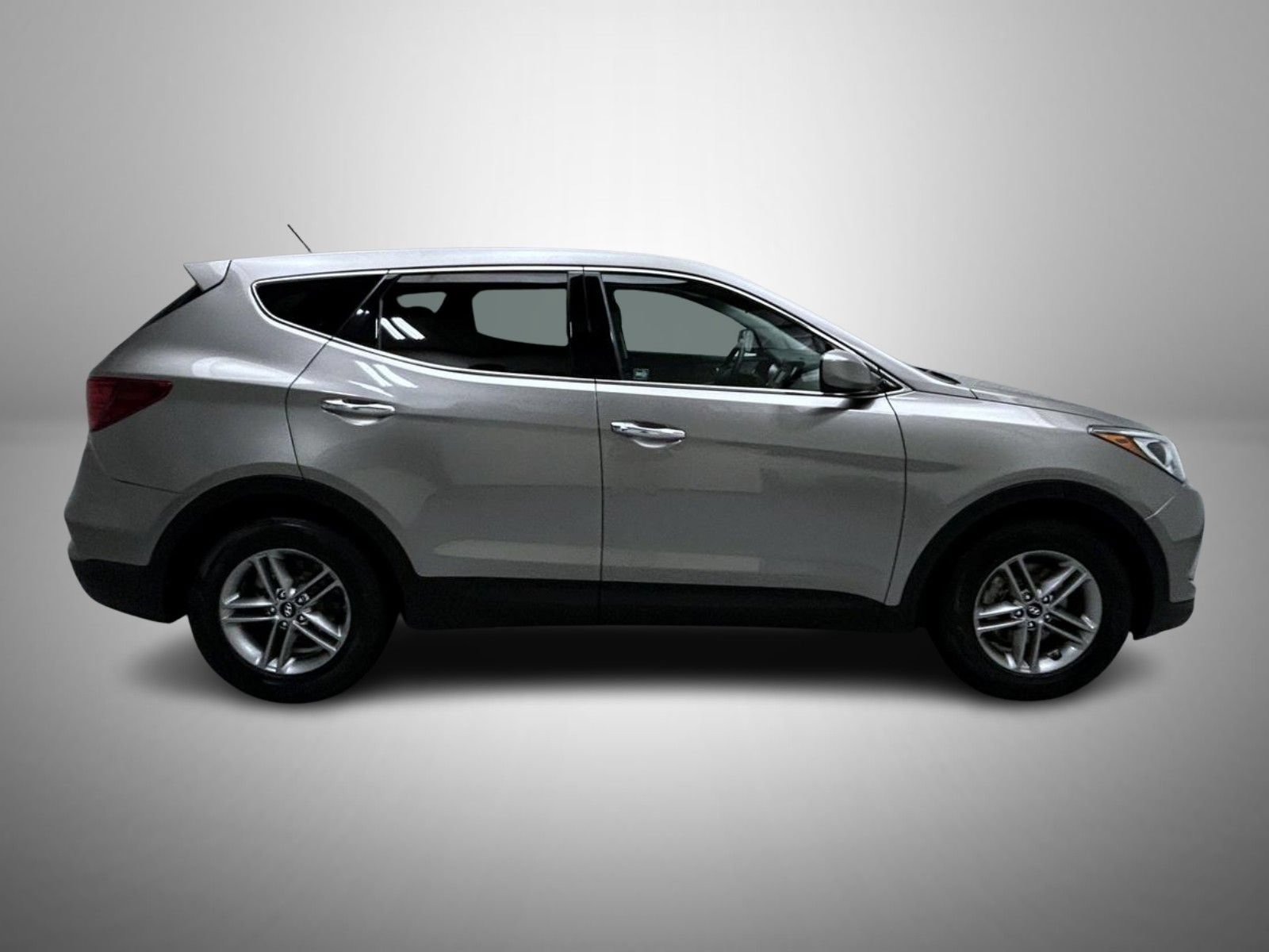 Used 2018 Hyundai Santa Fe Sport FWD image 4