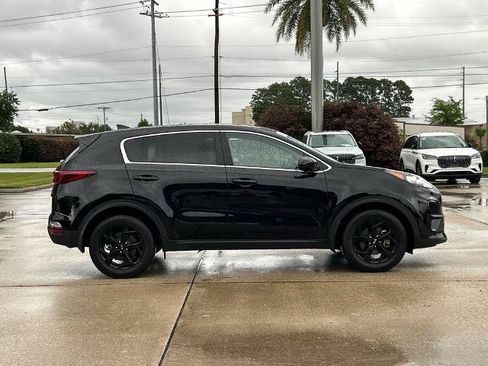 Used 2022 Kia Sportage LX FWD image 3