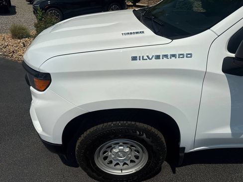 Used 2025 Chevrolet Silverado 1500 W/T w/ WT Value Package AWD/4WD image 70