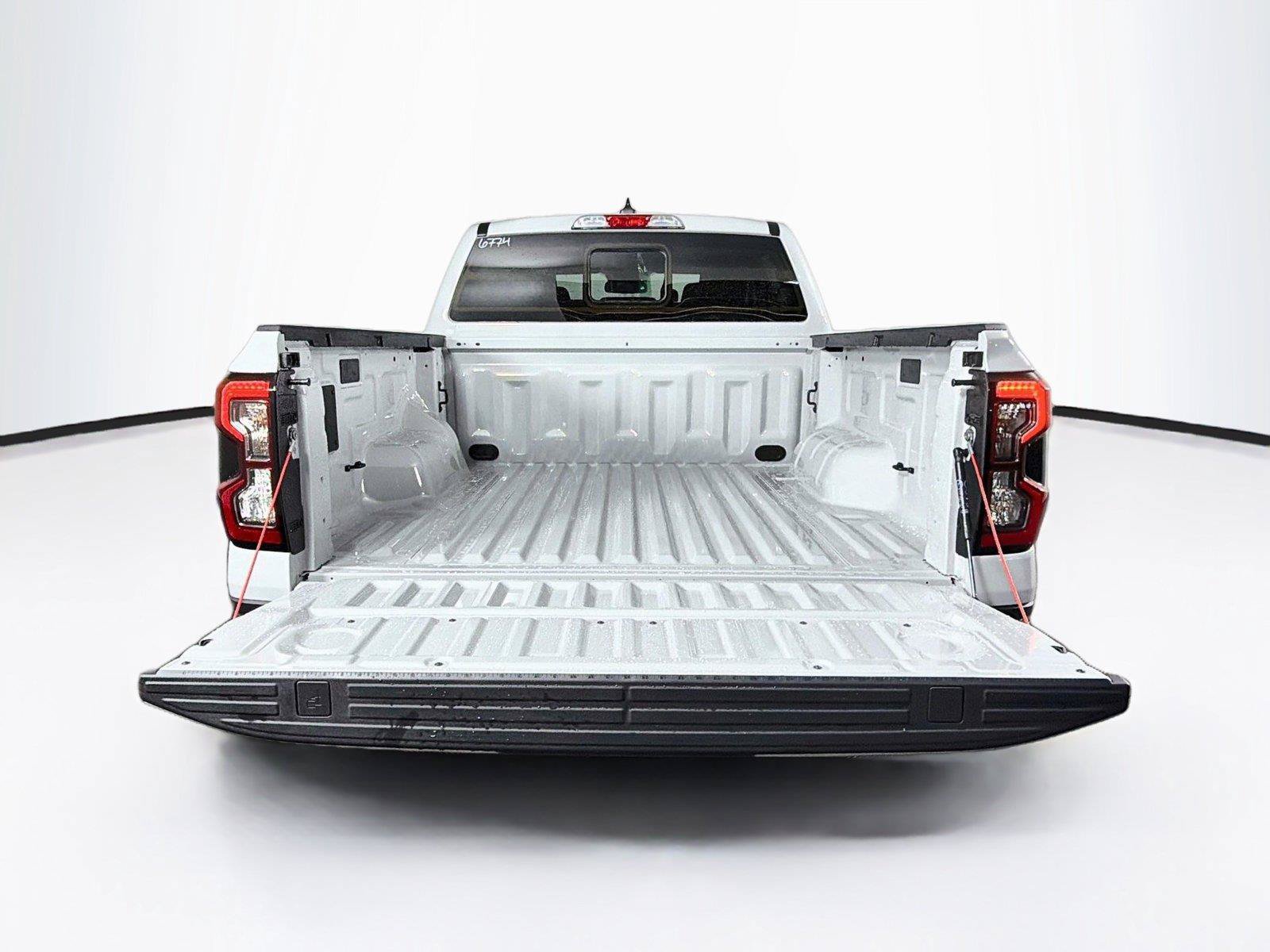 New 2026 Ford Ranger XLT w/ Equipment Group 301A High AWD/4WD image 14