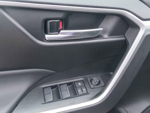 Used 2025 Toyota RAV4 XLE Premium FWD image 20