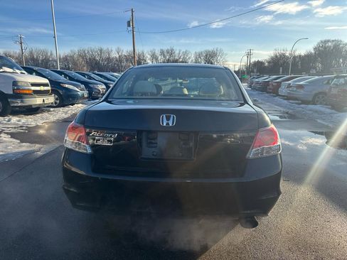 Used 2010 Honda Accord LX-P image 6