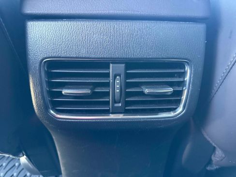 Used 2019 MAZDA CX-5 Signature image 17