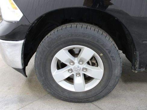 Used 2024 RAM 1500 Classic SLT image 33