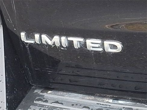 Used 2023 Ford Expedition Max Limited image 35