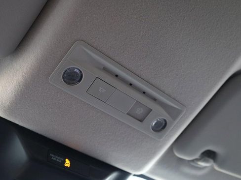 New 2026 Nissan Kicks S image 17