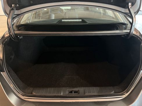 Used 2025 Nissan Sentra SV image 30