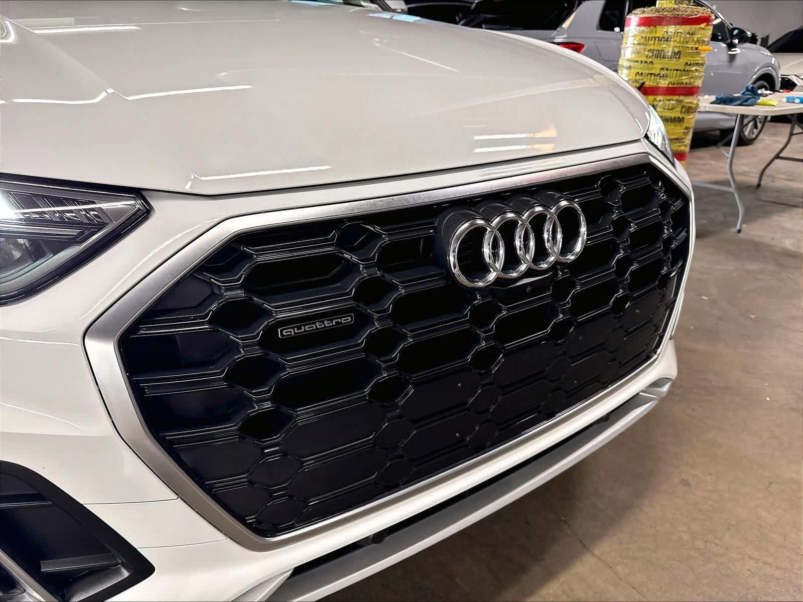 Used 2023 Audi Q5 2.0T Premium Plus w/ Premium Plus Package AWD/4WD image 32