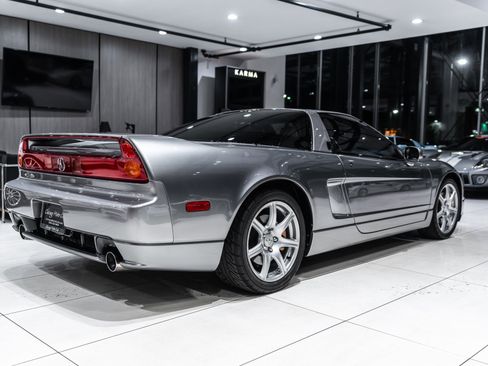 Used 2004 Acura NSX T image 49