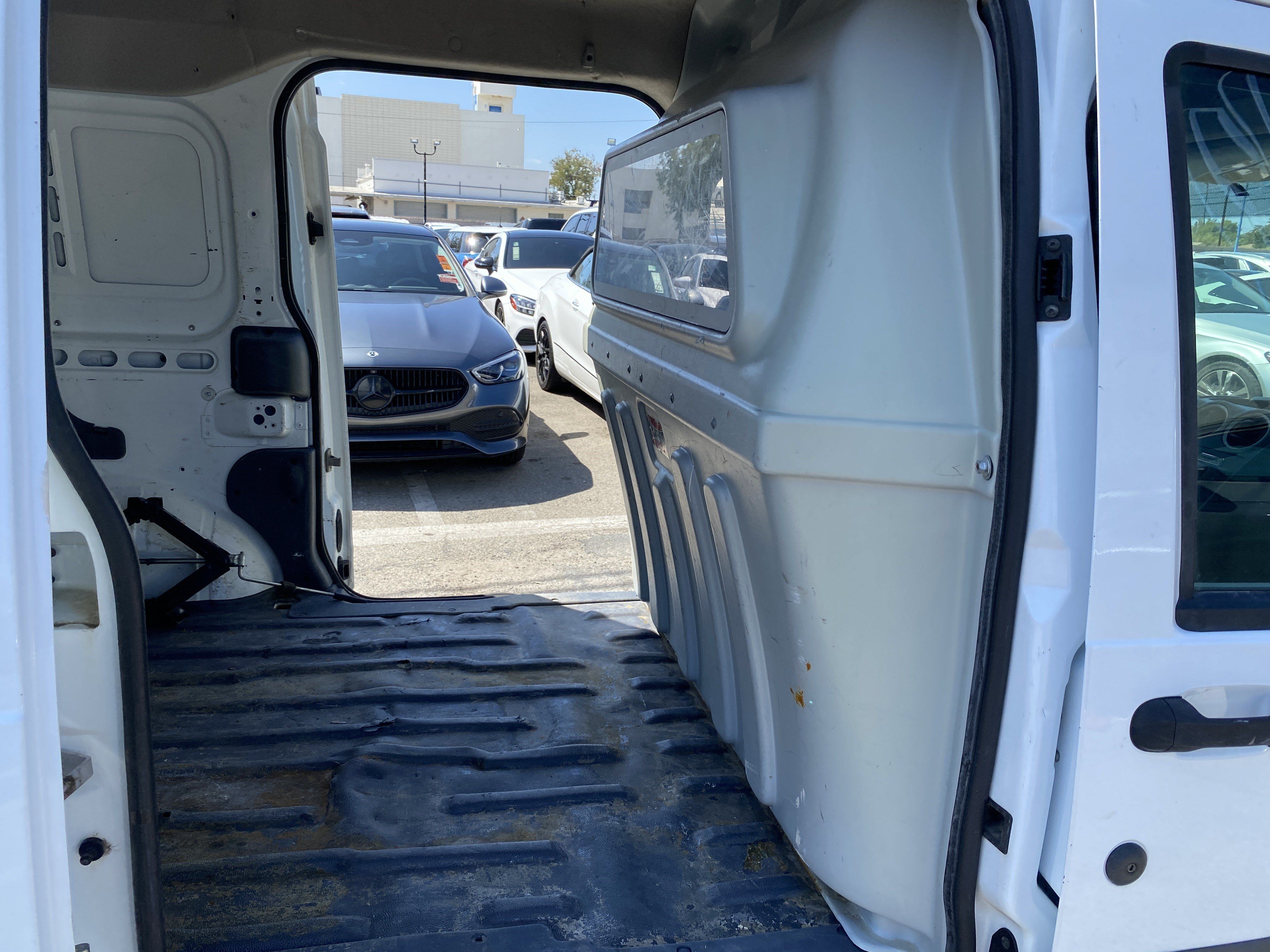 Used 2013 Ford Transit Connect XL FWD image 20